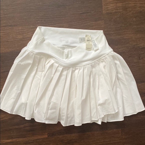 aerie Pants - OFFLINE By Aerie Real Me Pleated Flowy Short - White